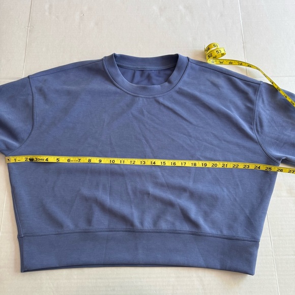 Lululemon Perfectly Oversized Cropped Crew - Picture 14 of 16